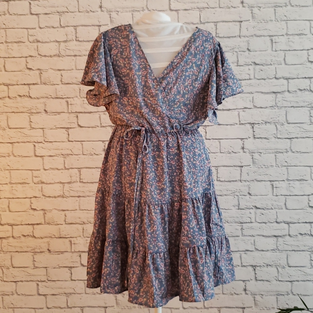 FREE ADD-ON Floral wrap dress